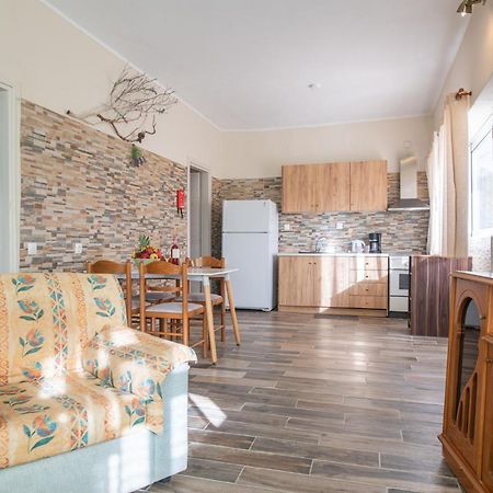Stelios Stone House Sinarades Villa Kuramádesz Kültér fotó