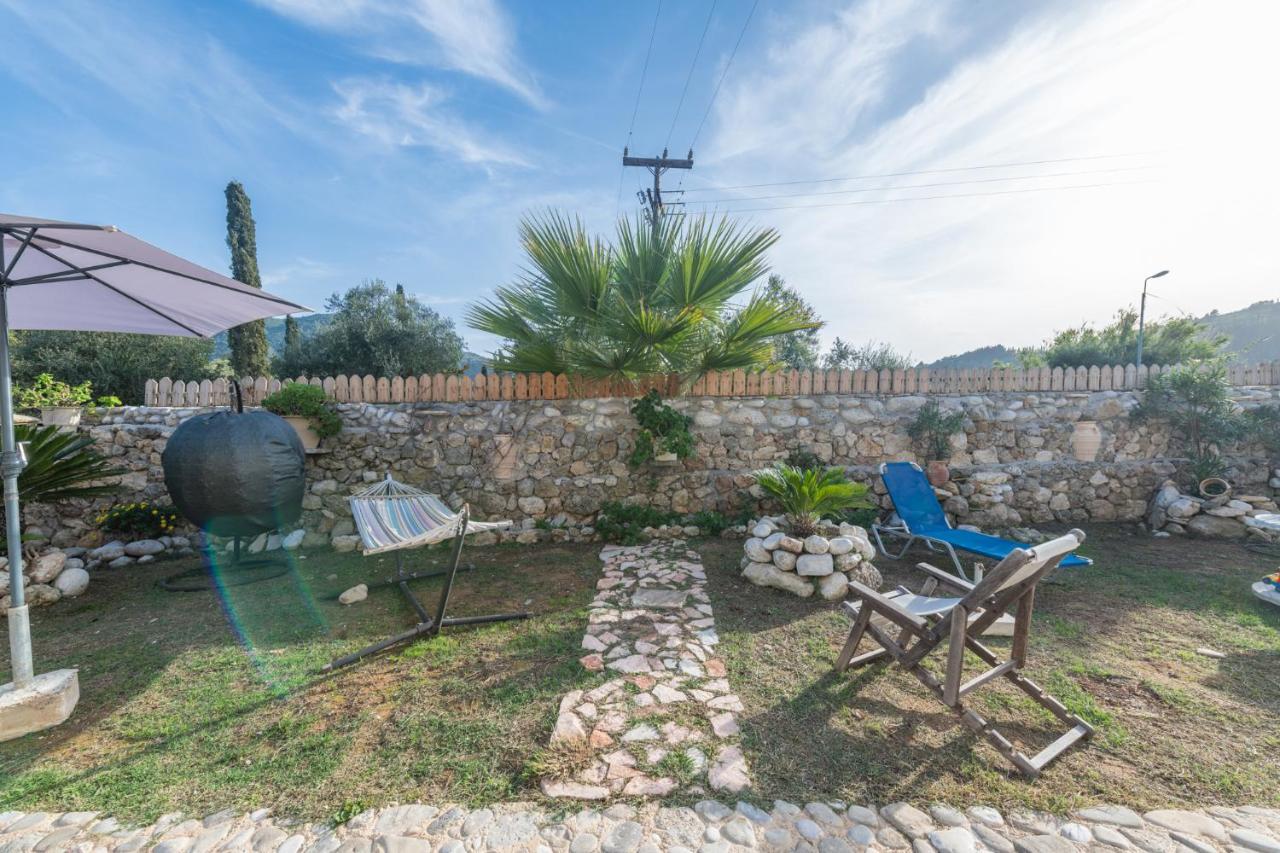 Stelios Stone House Sinarades Villa Kuramádesz Kültér fotó