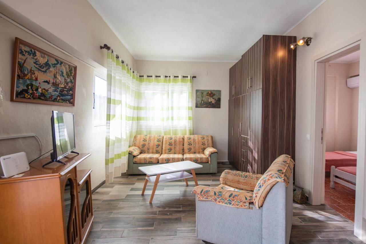 Stelios Stone House Sinarades Villa Kuramádesz Kültér fotó