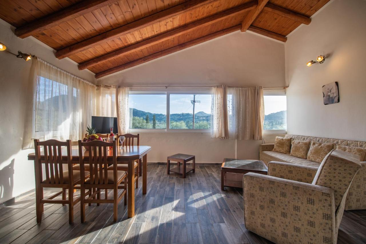 Stelios Stone House Sinarades Villa Kuramádesz Kültér fotó