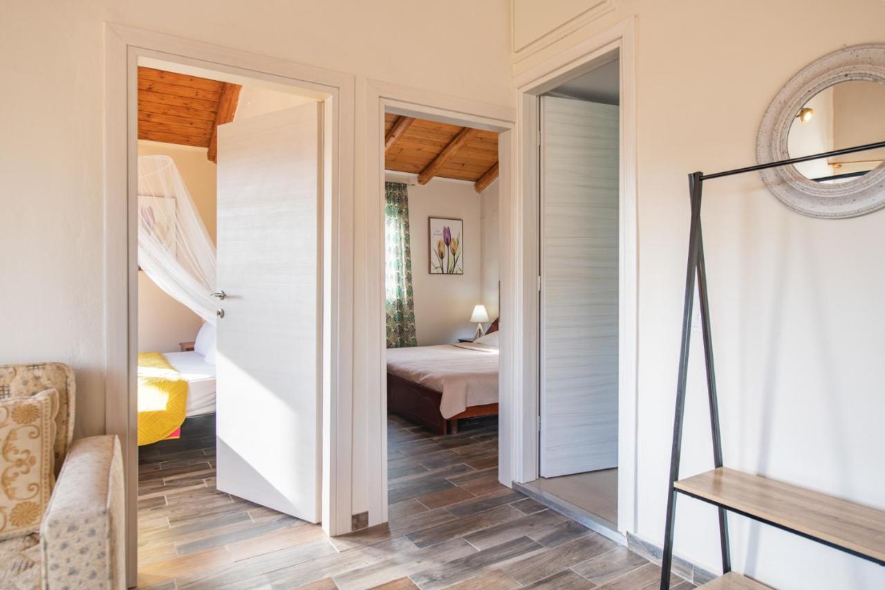 Stelios Stone House Sinarades Villa Kuramádesz Kültér fotó