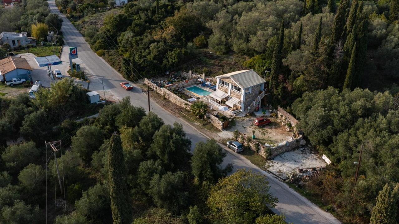 Stelios Stone House Sinarades Villa Kuramádesz Kültér fotó